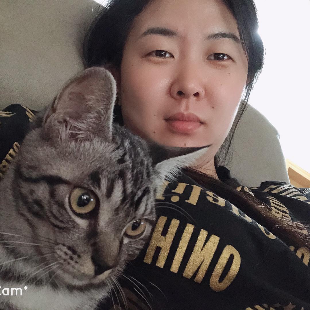一个小姐姐