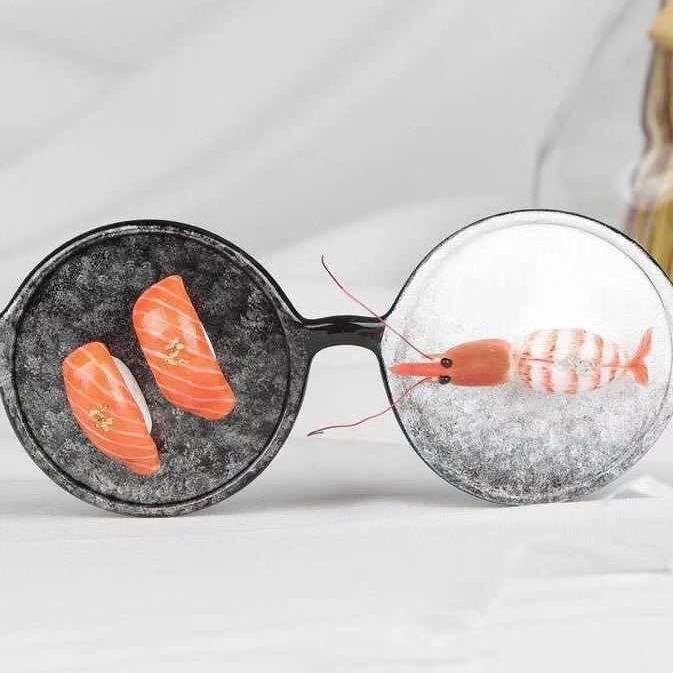 丹阳眼镜批发玲子