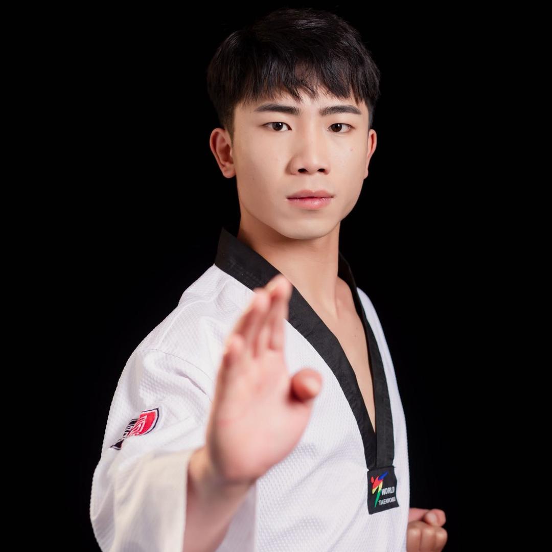 大方青雲散打跆拳道