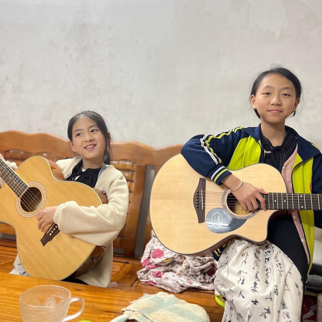 饮茶弹琴啦🎸