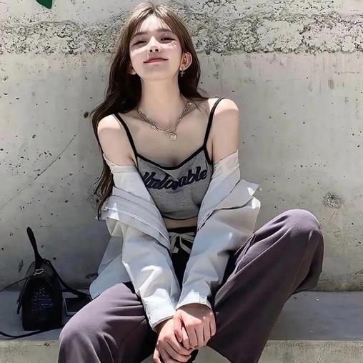 扶老奶奶闯红灯