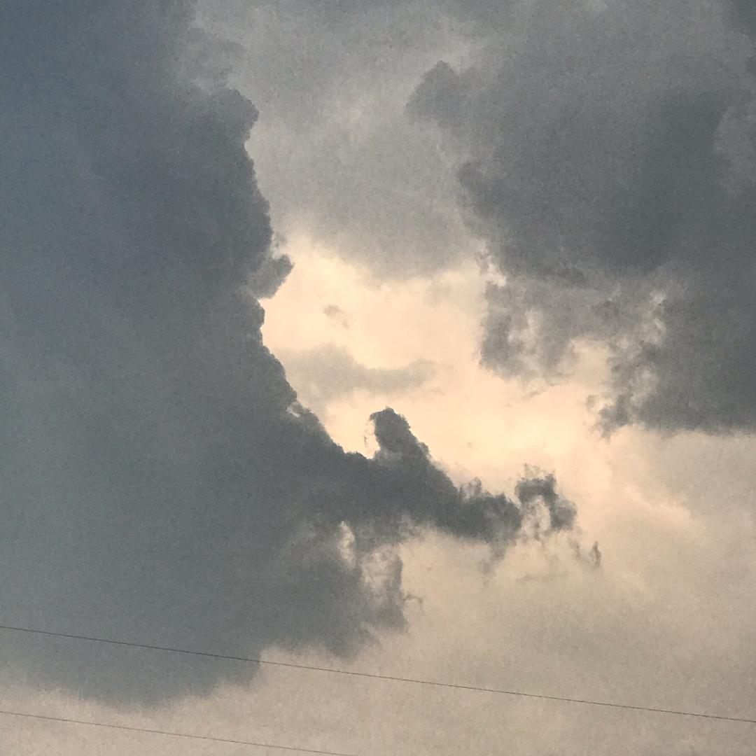 凌雲