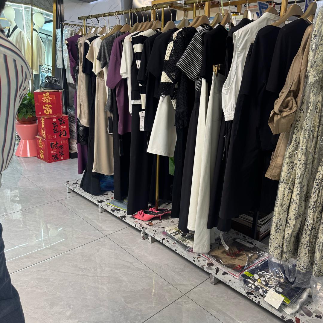 木沐品牌轻奢服饰