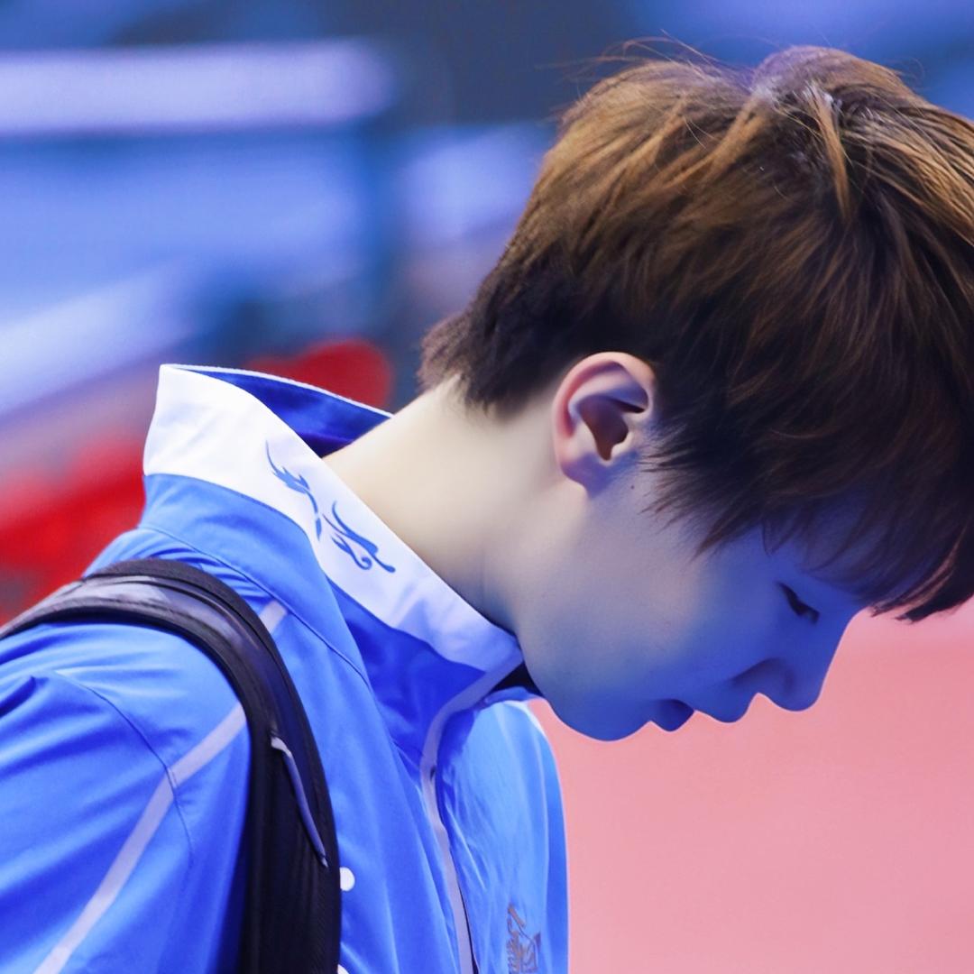 花生酱染头发。，