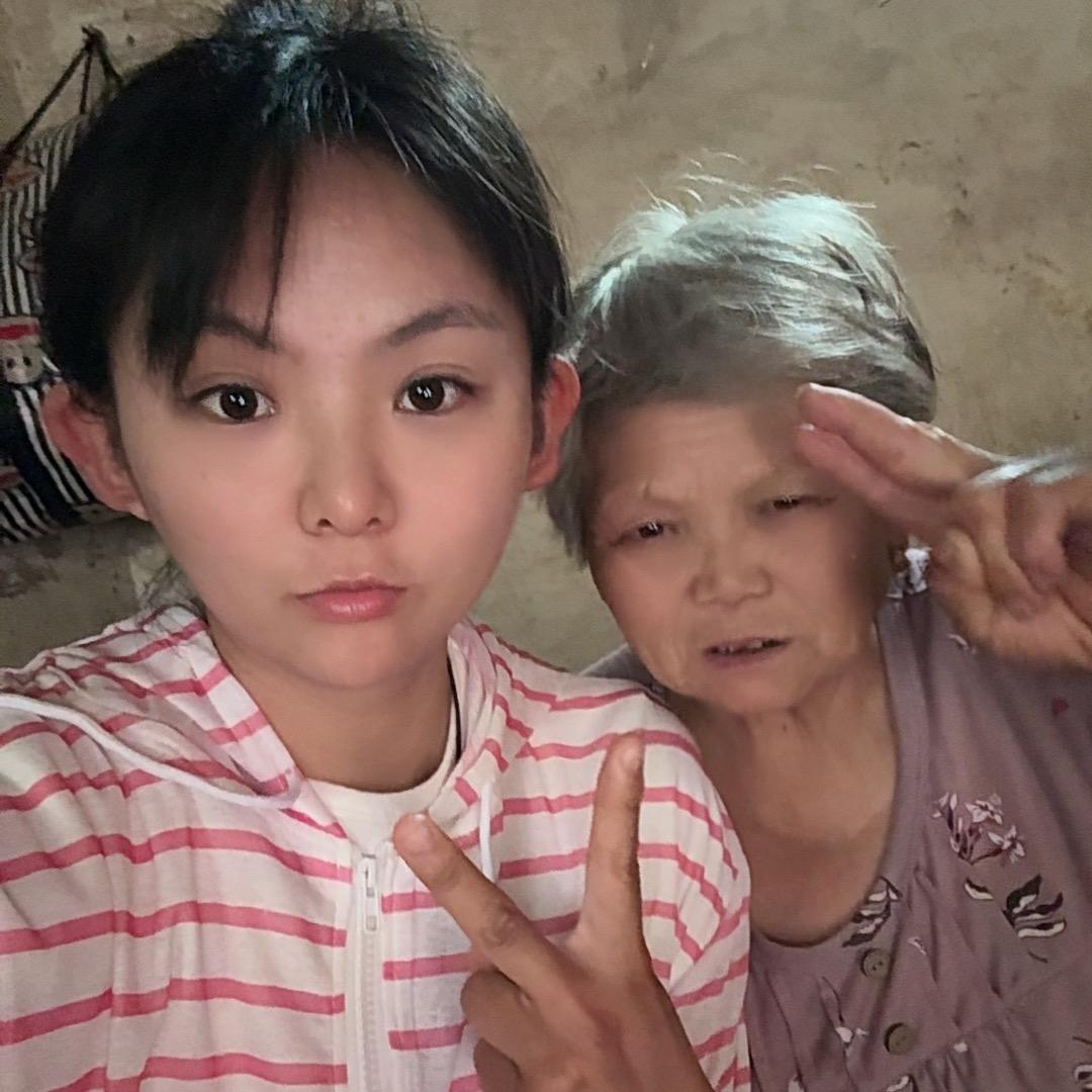 （没爸的孩子）二丫已成年