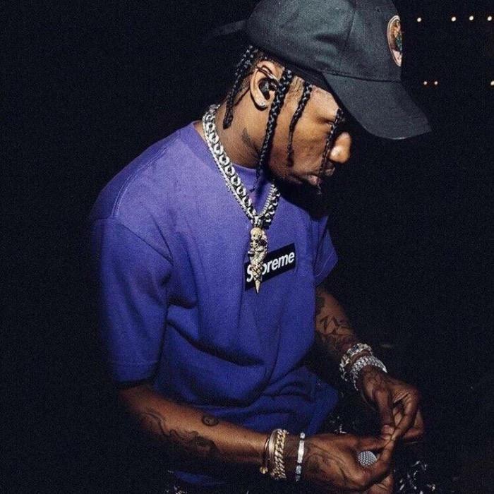tvv        ╲   　　　༽