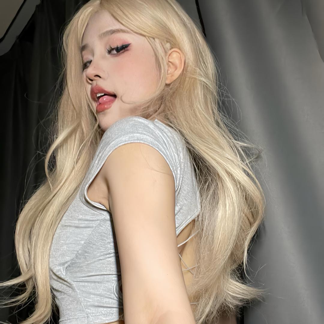 小 u