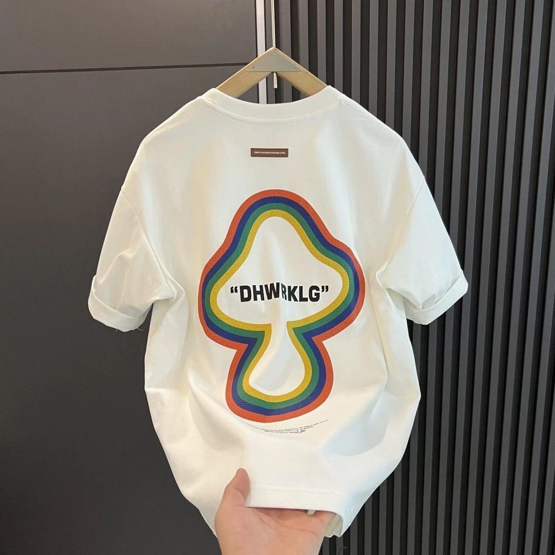 蹦蹦鱼青少年潮牌馆