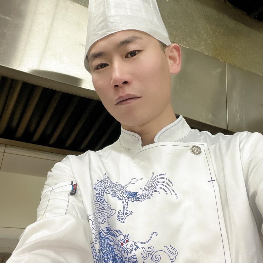 锦州烧烤师傅大健