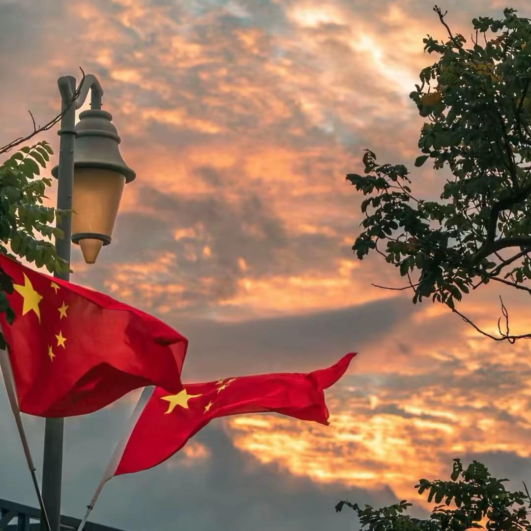 小凯.