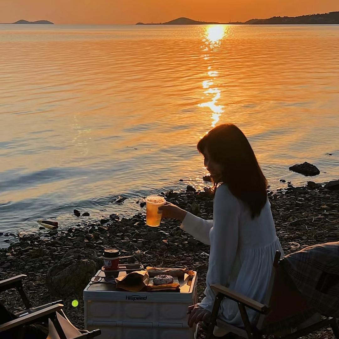 疯狂的小杨哥小助理