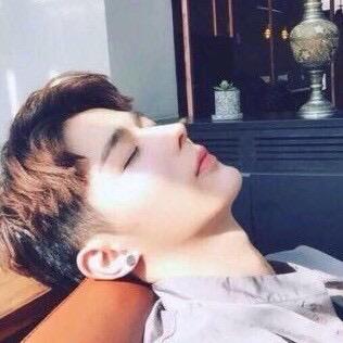 💫米༾奇༾☀️
