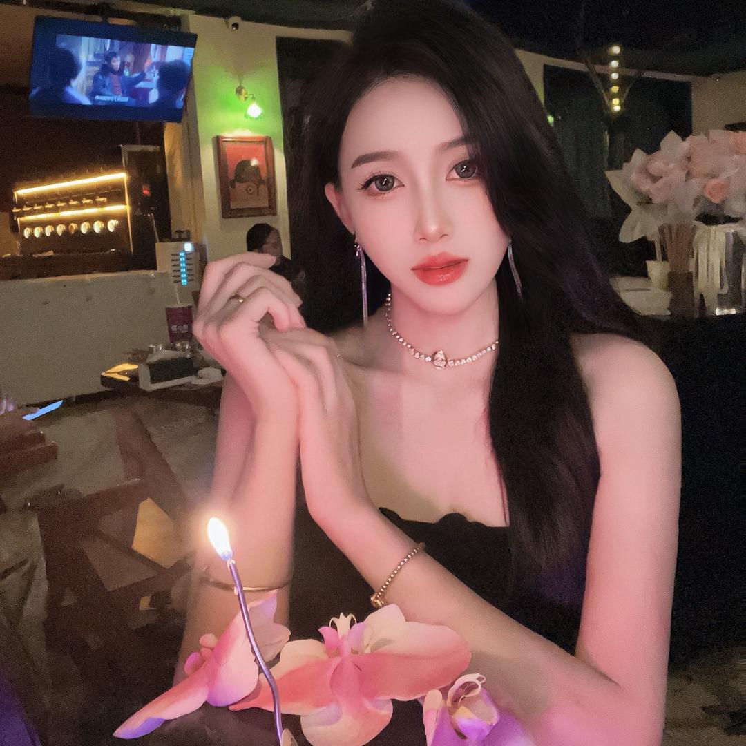 AM.    丽丽 🦋