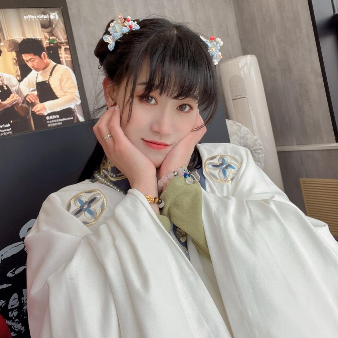 娜个娜Huhhot