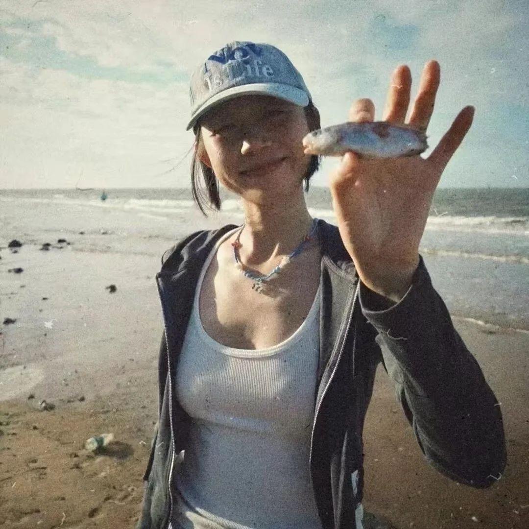 景德镇第一年轻的黑坑塘主小芸