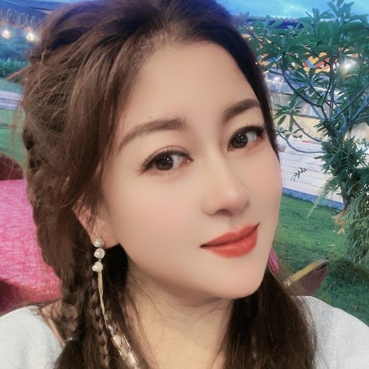 百灵🎙️