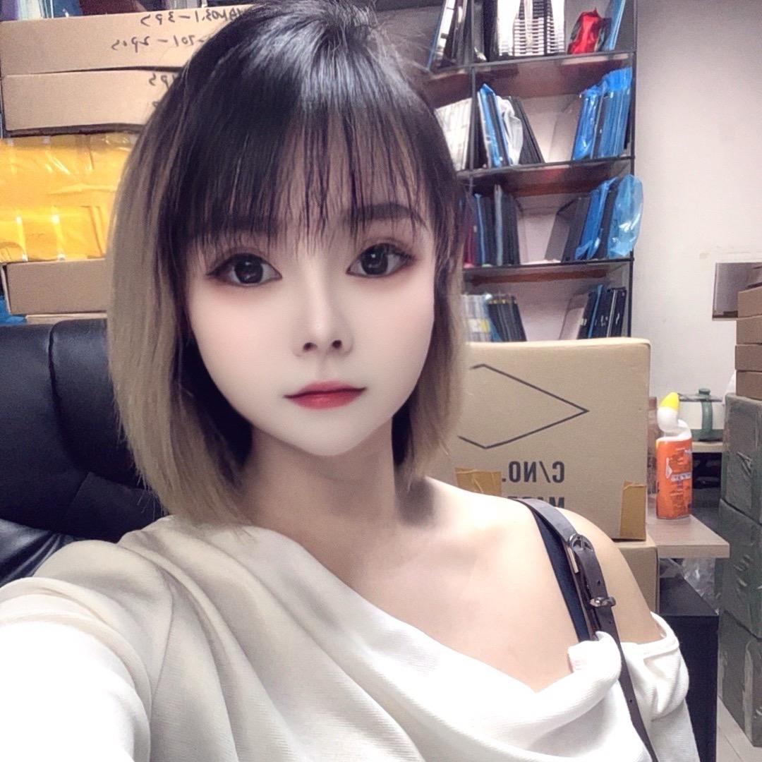 华强北专业批发液晶屏的女孩a