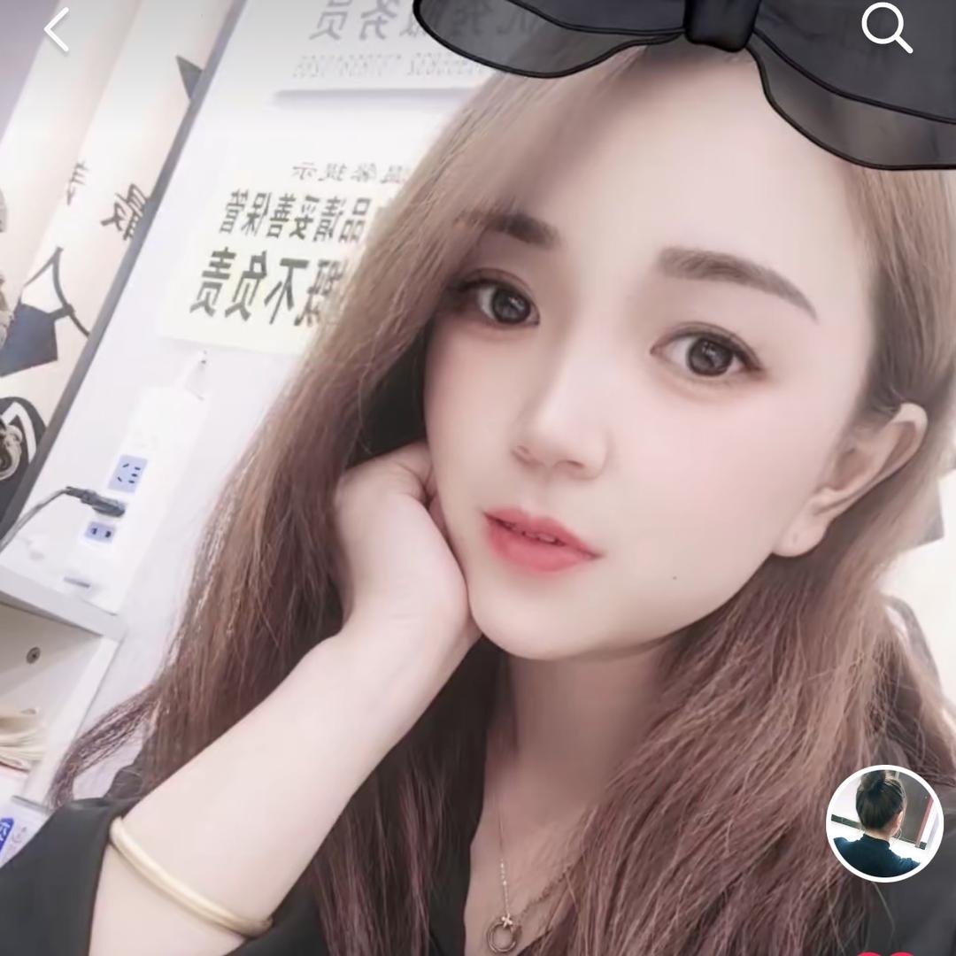 安阳胜利路衣汇折扣店 芳芳