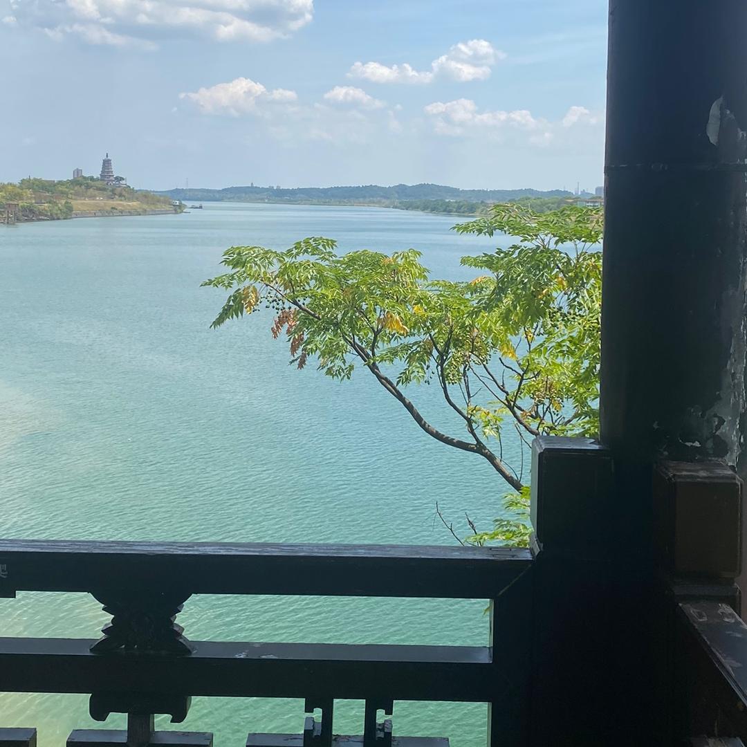 四月的风（期货）