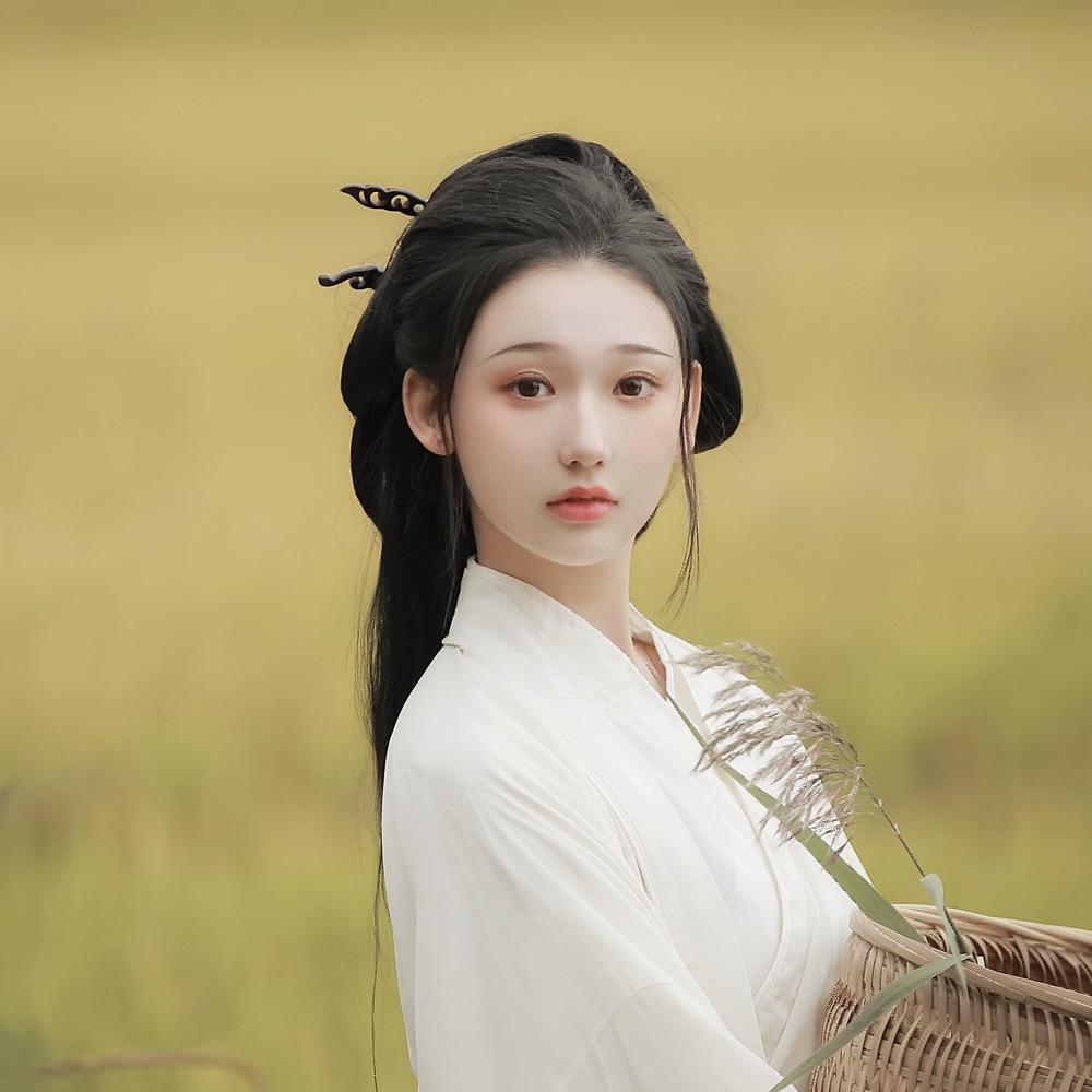 弄玉玉子