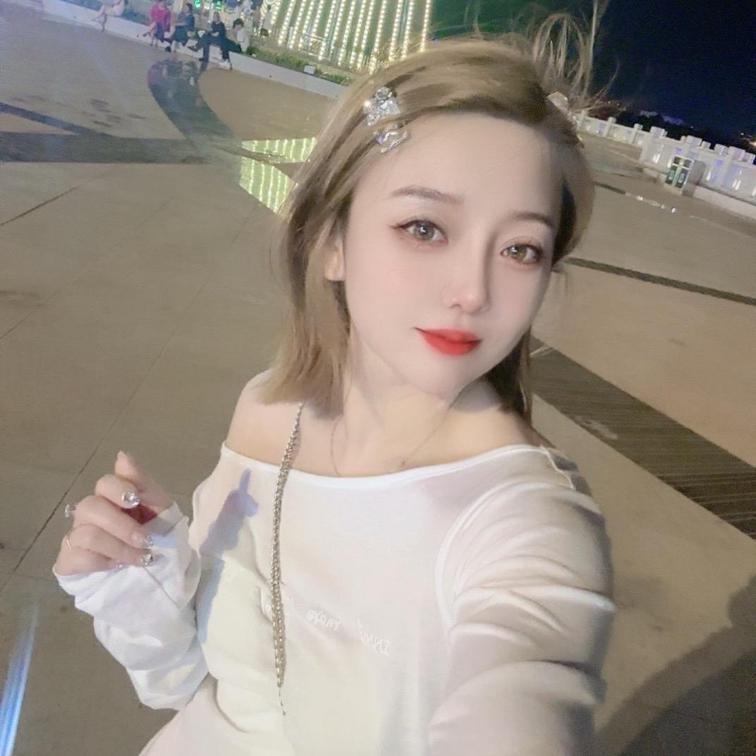 东一地下爱茉莉化妆品饰品