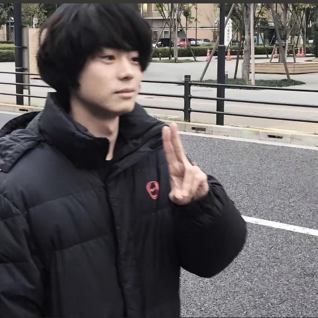 冷漠有洁癖的大小姐对挑着粪担的我一见钟情