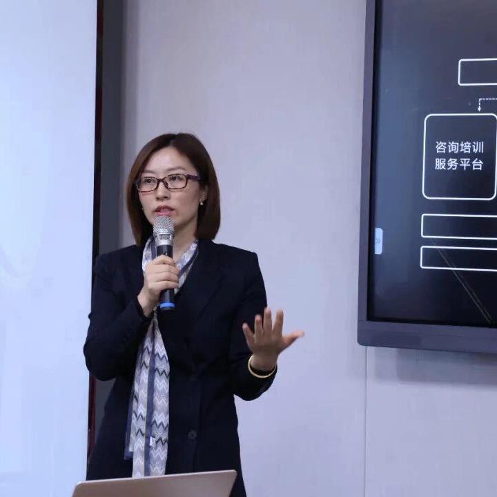 南杭王如月