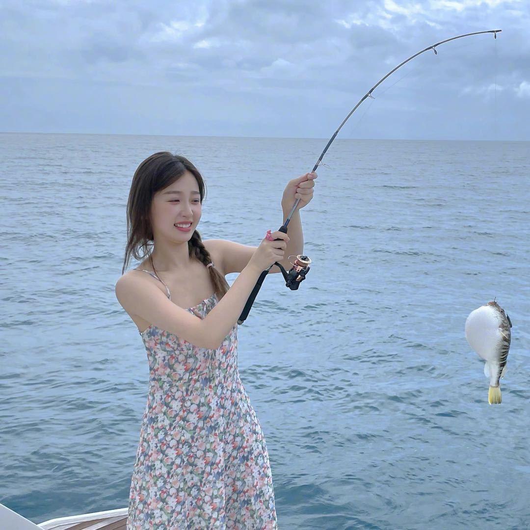 尿妹好饿好想吃