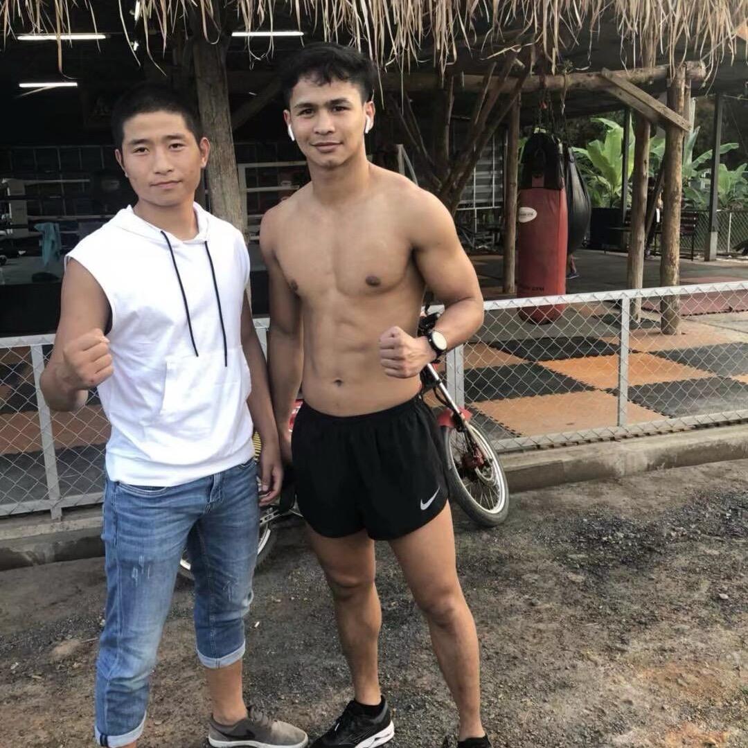 长红搏击谢教练