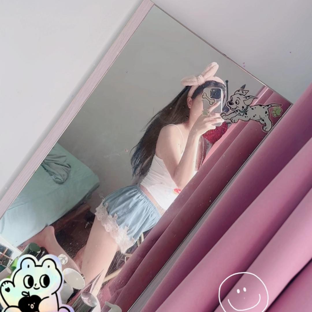 女施主