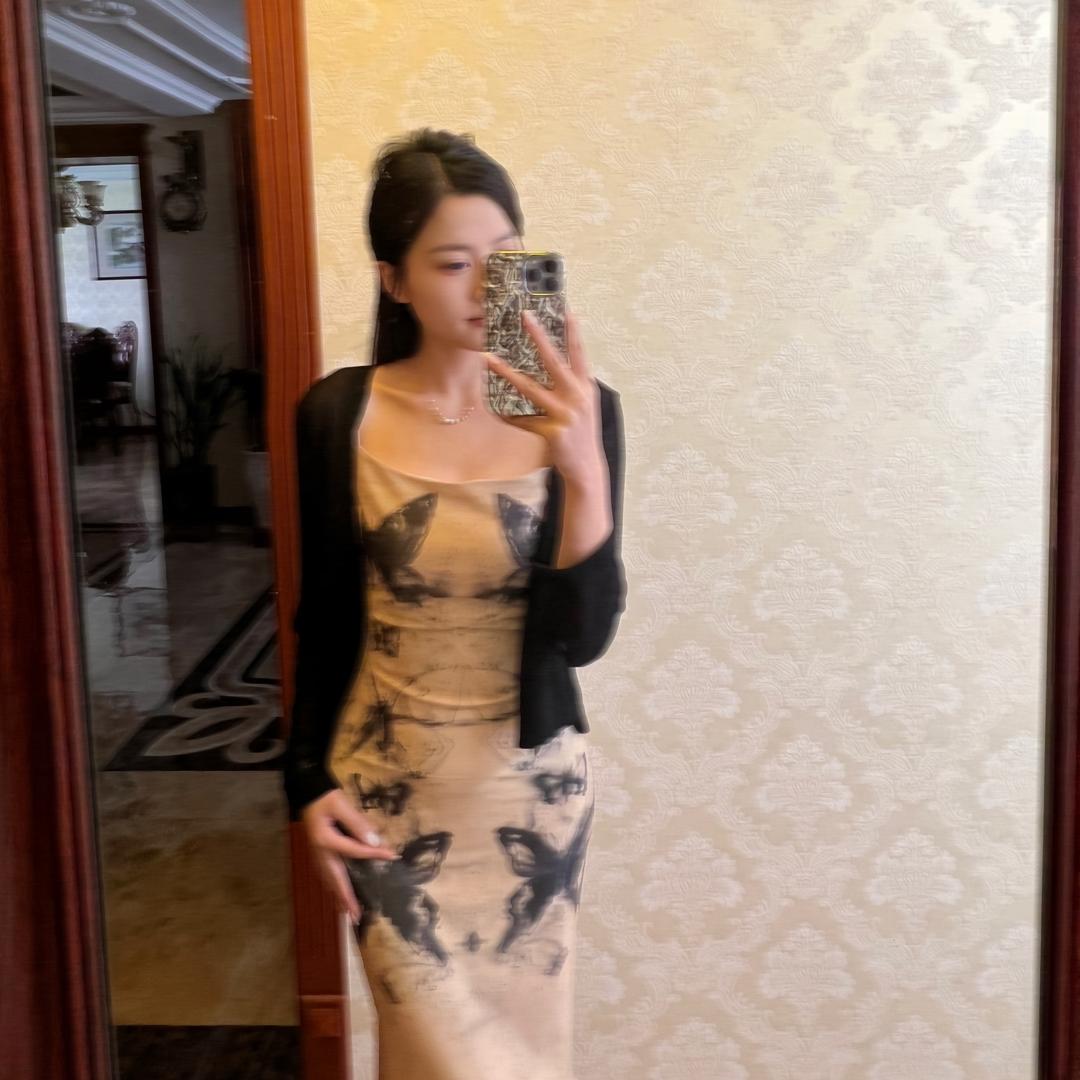 彩彩