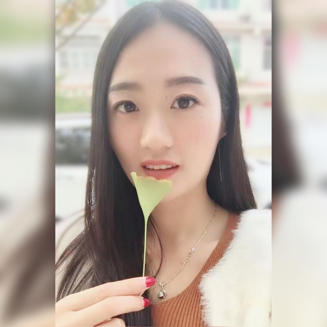 小蝶爱写字
