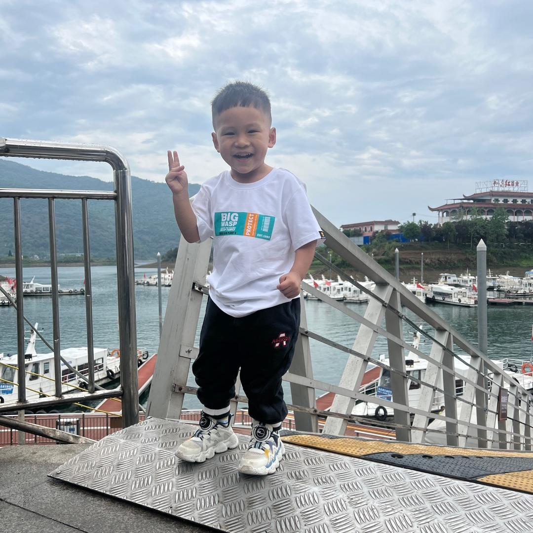 大宝贝想小宝贝