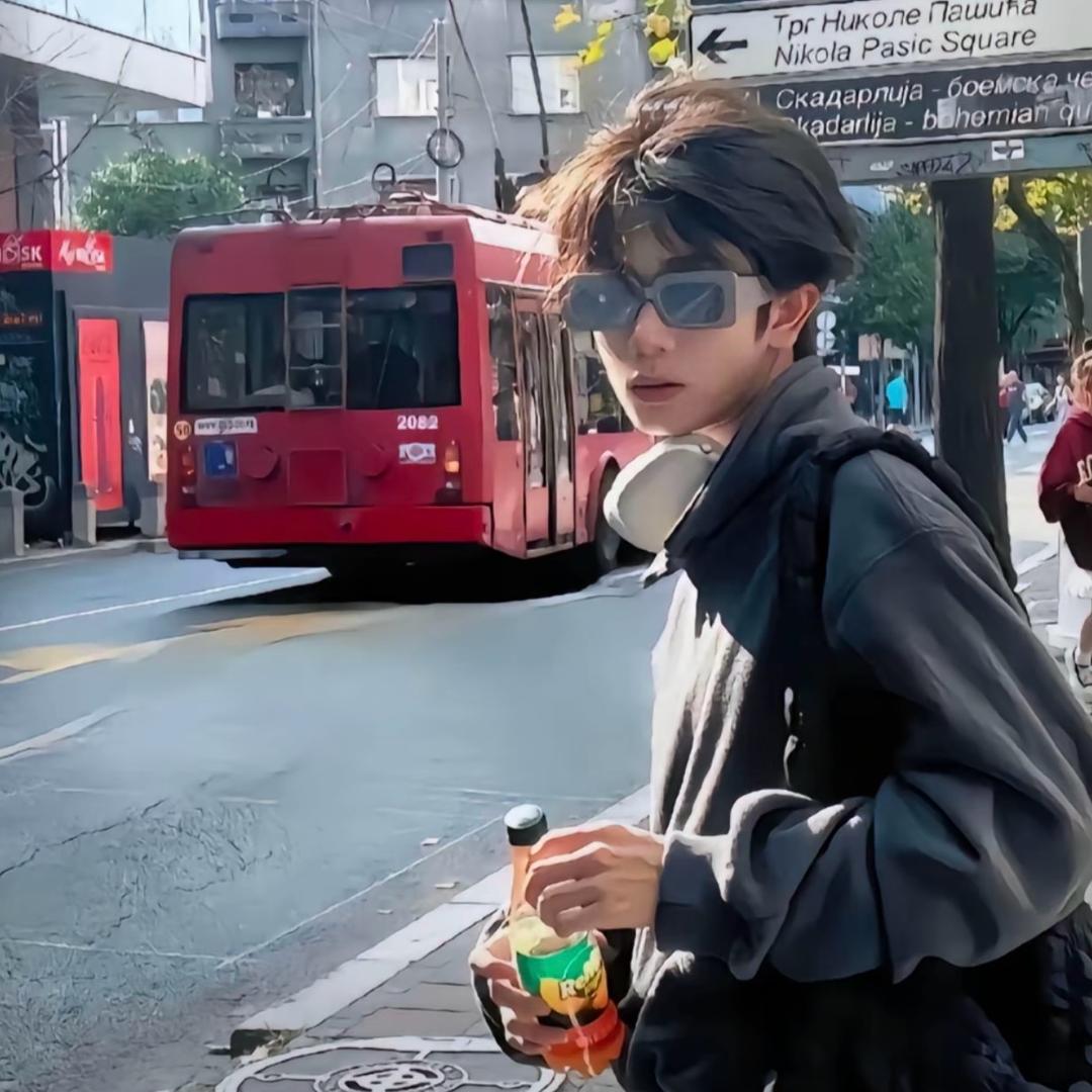小萬🚶🏻