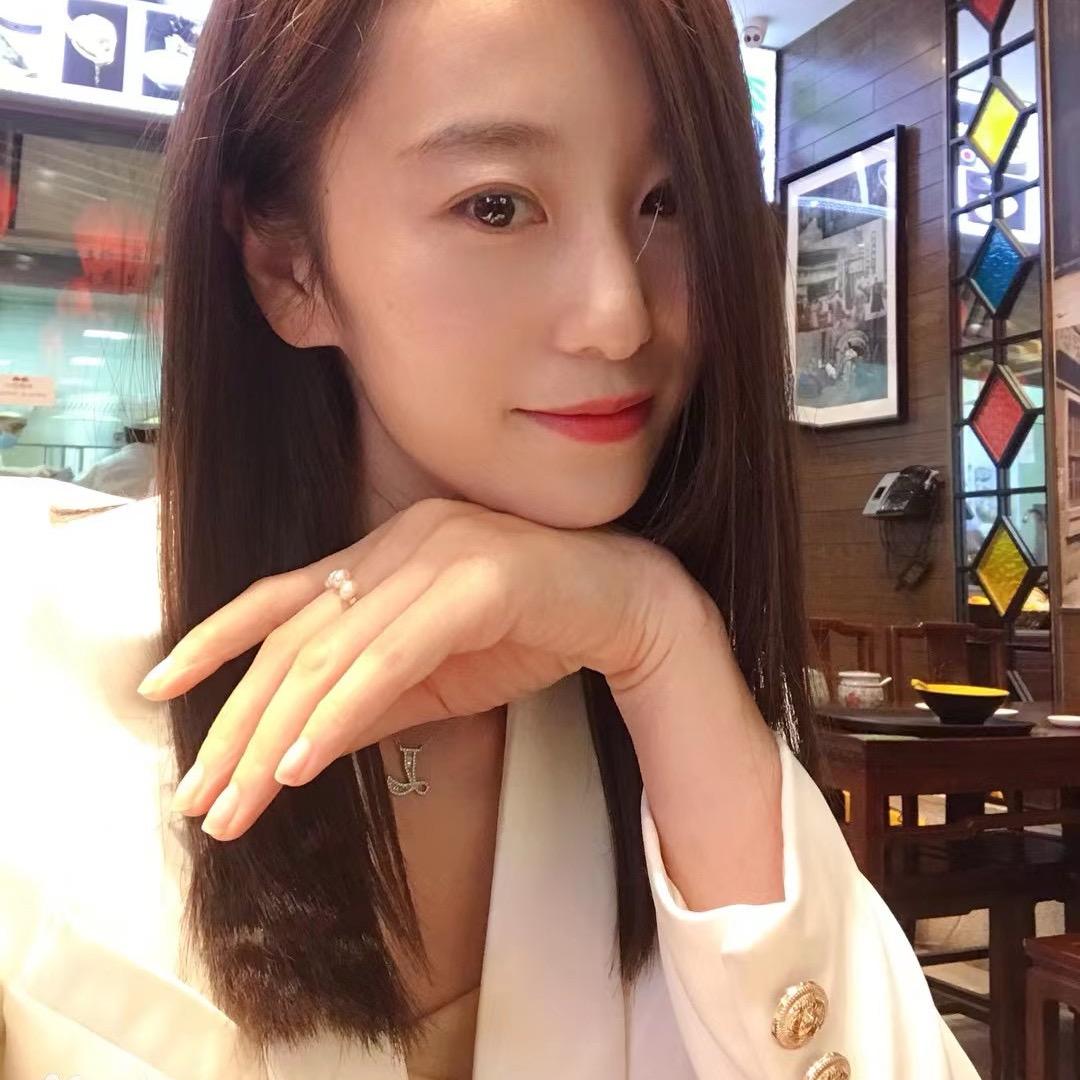 木子（Emily ）化妆师
