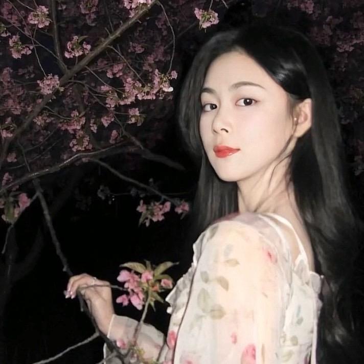 唐彩彩