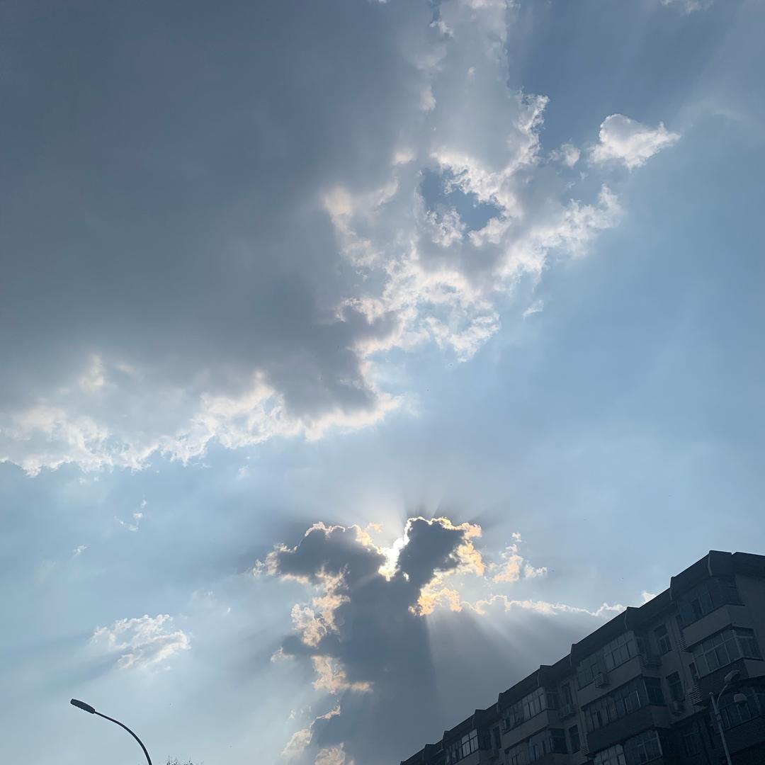 剧终。，