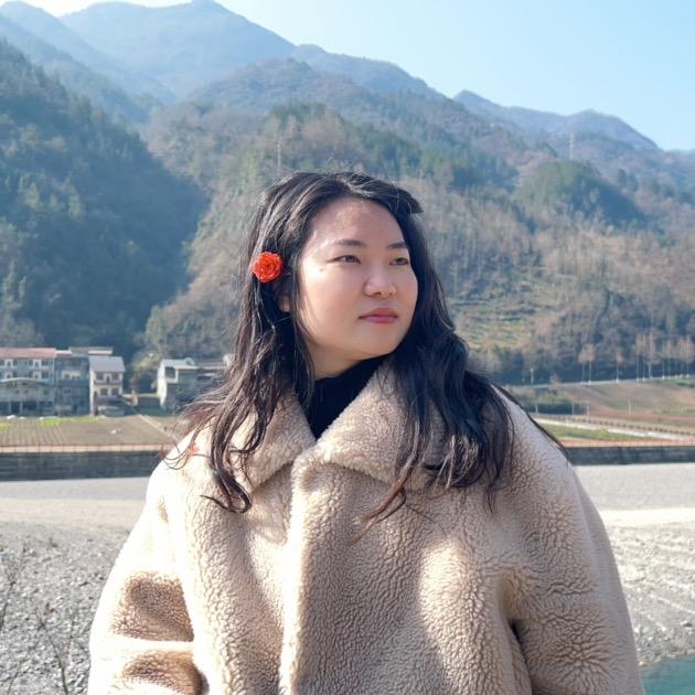 丫丫（小个子微胖）