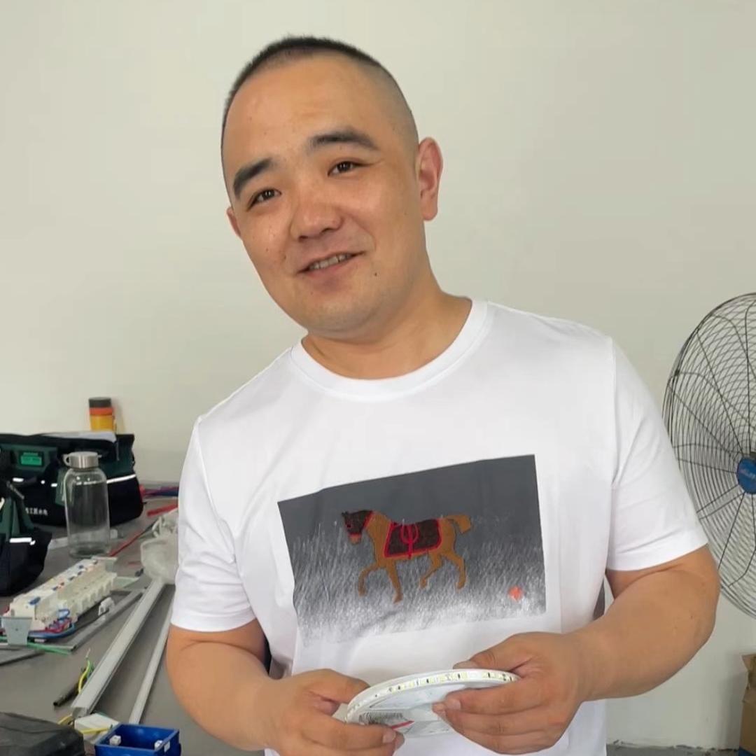 水电工邵师傅