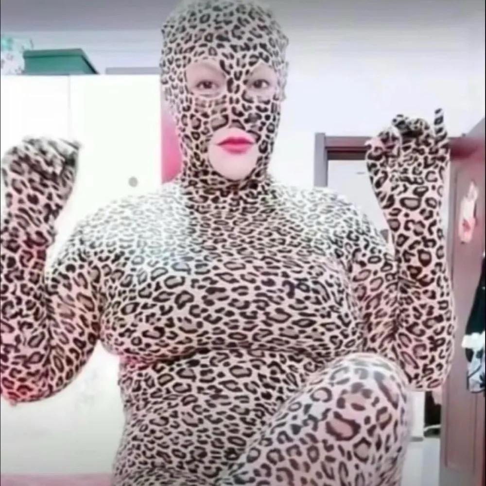 全世界最有素质的霸道总裁