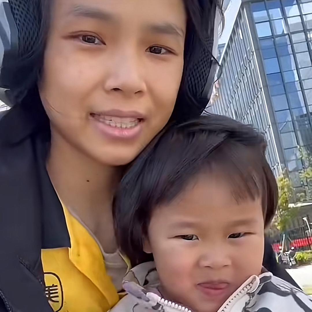 瑶瑶妈（单亲外卖员）