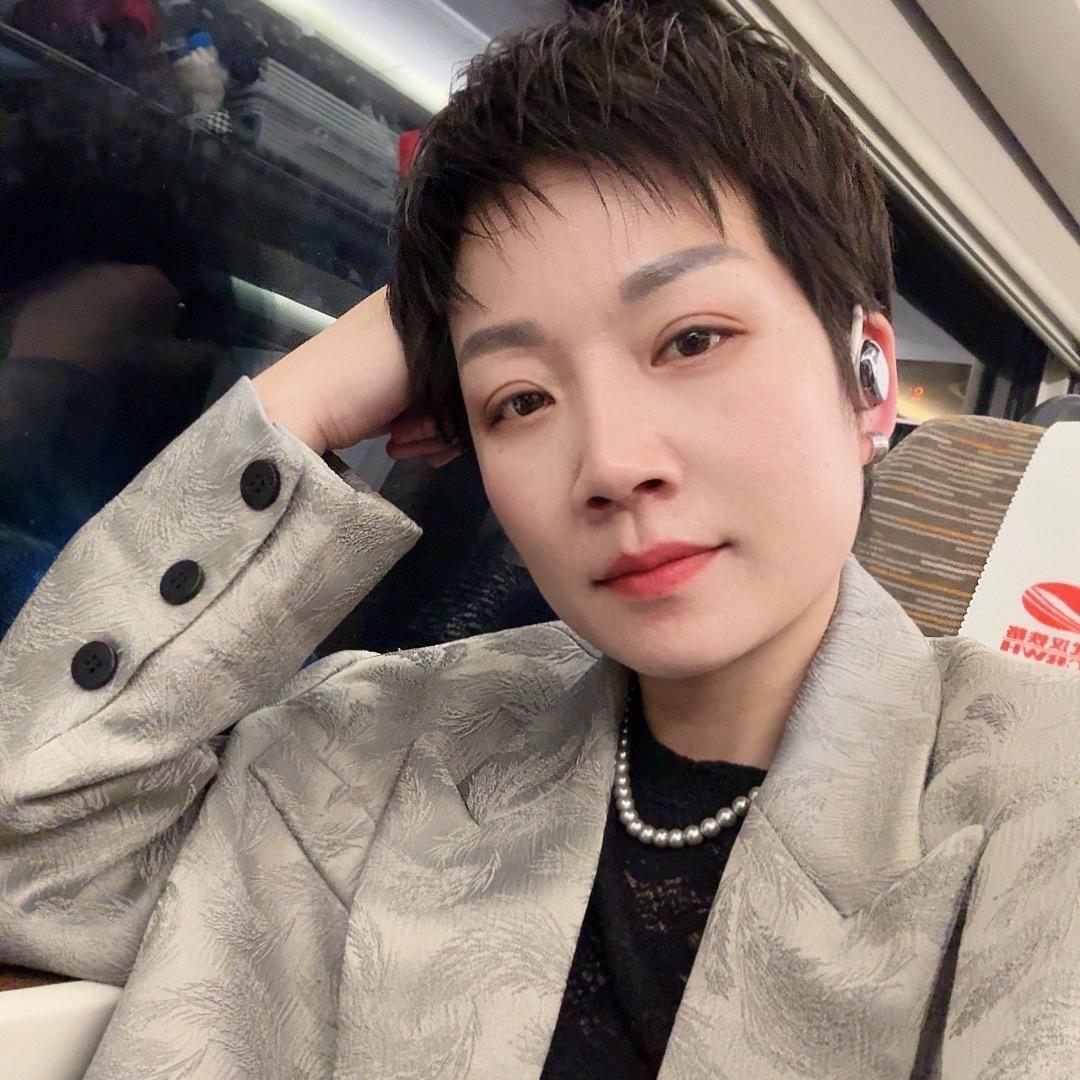 赣榆香影薇尼女装💋💋希丽