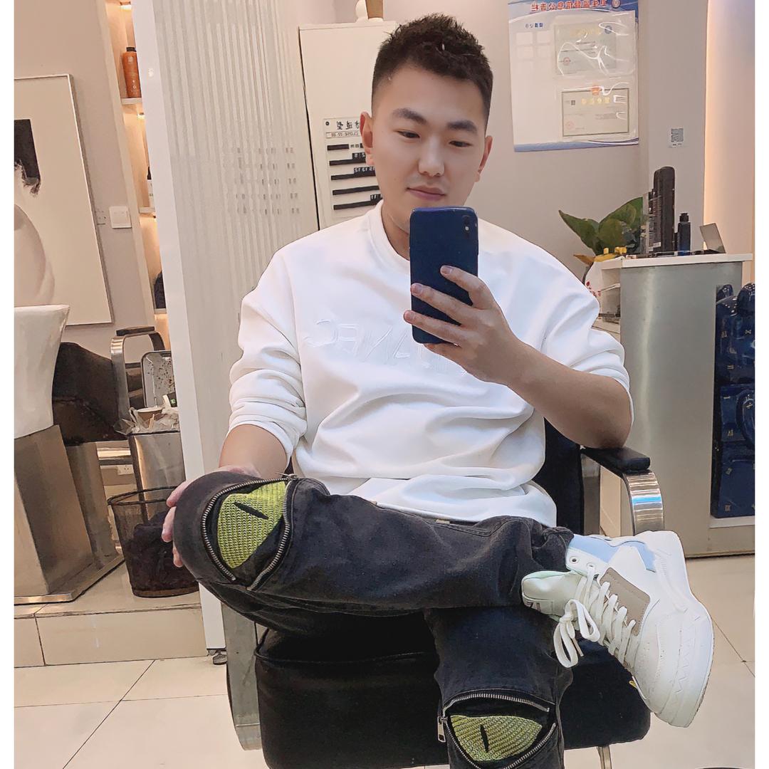 荣成唐启形象烫发