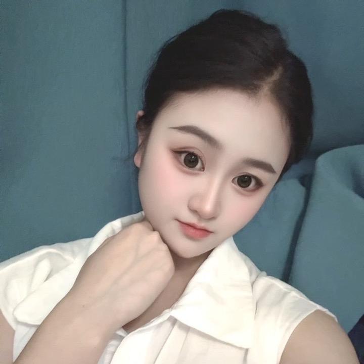 嘿泛泛女装/搭配师小丁