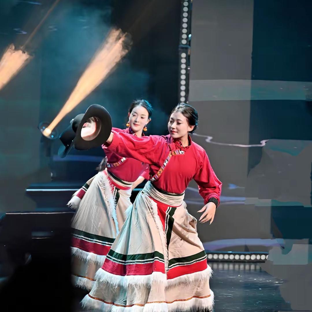 若尔盖九曲姑娘