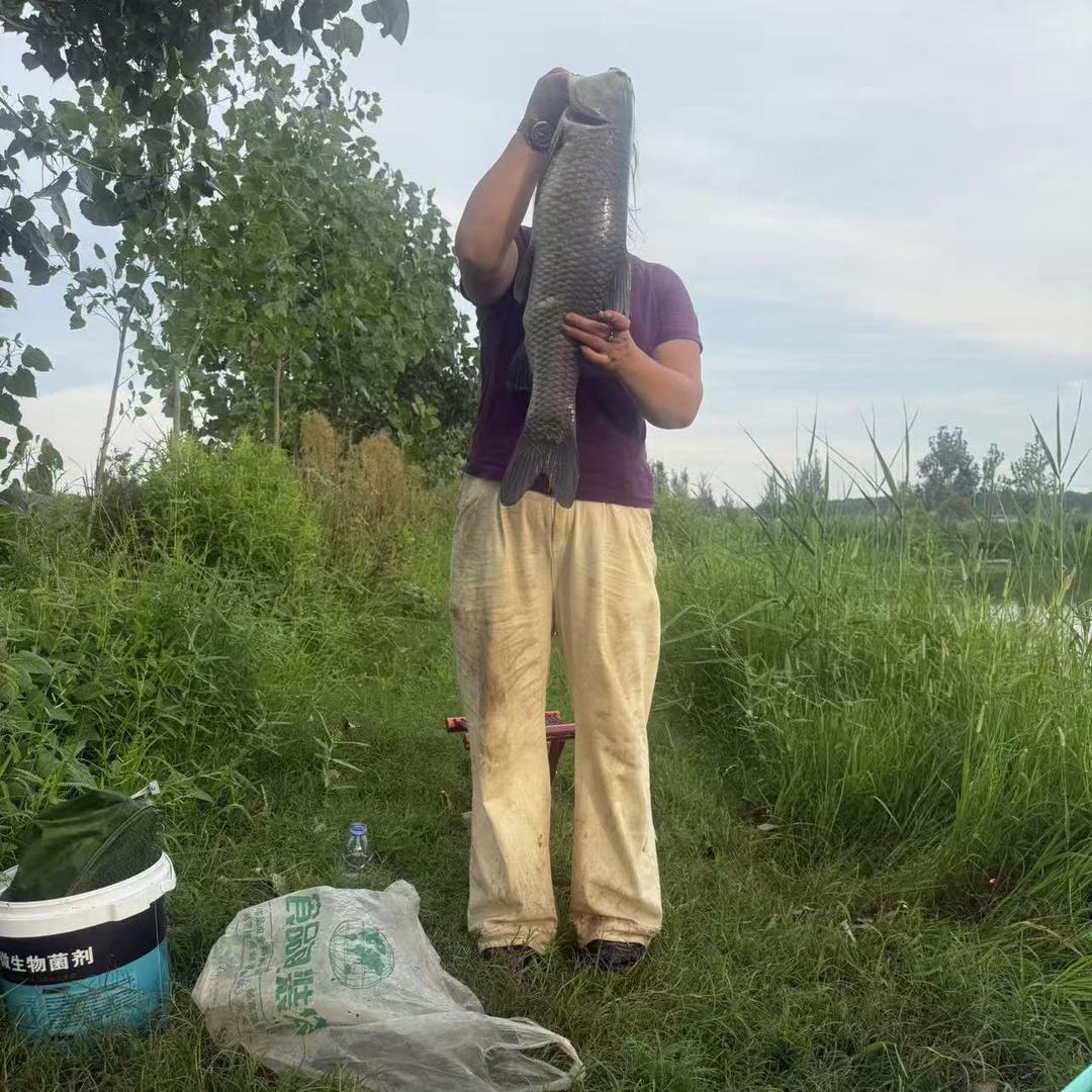 爱上钓鱼🐟的[琦]