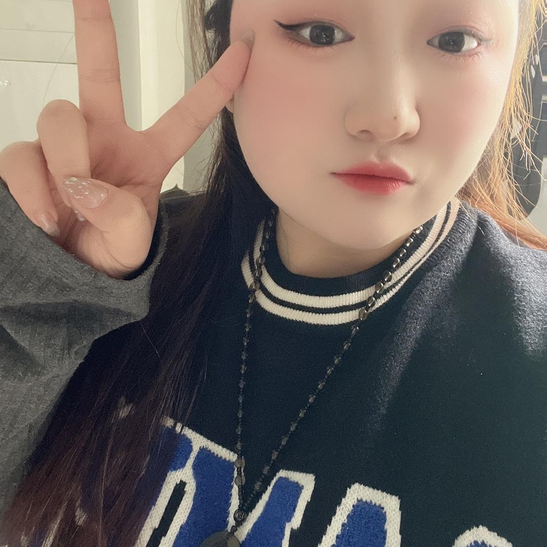 L ❤️