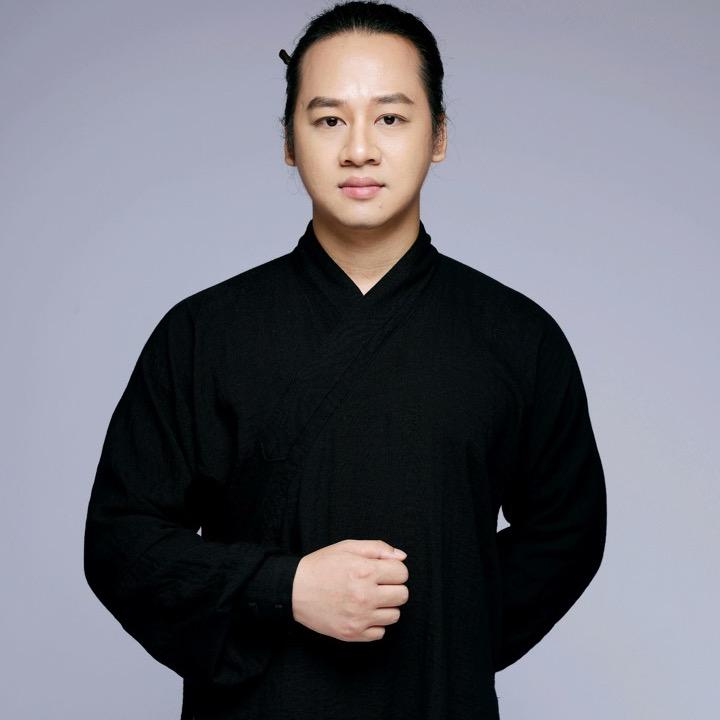 修真者（万佳师兄）