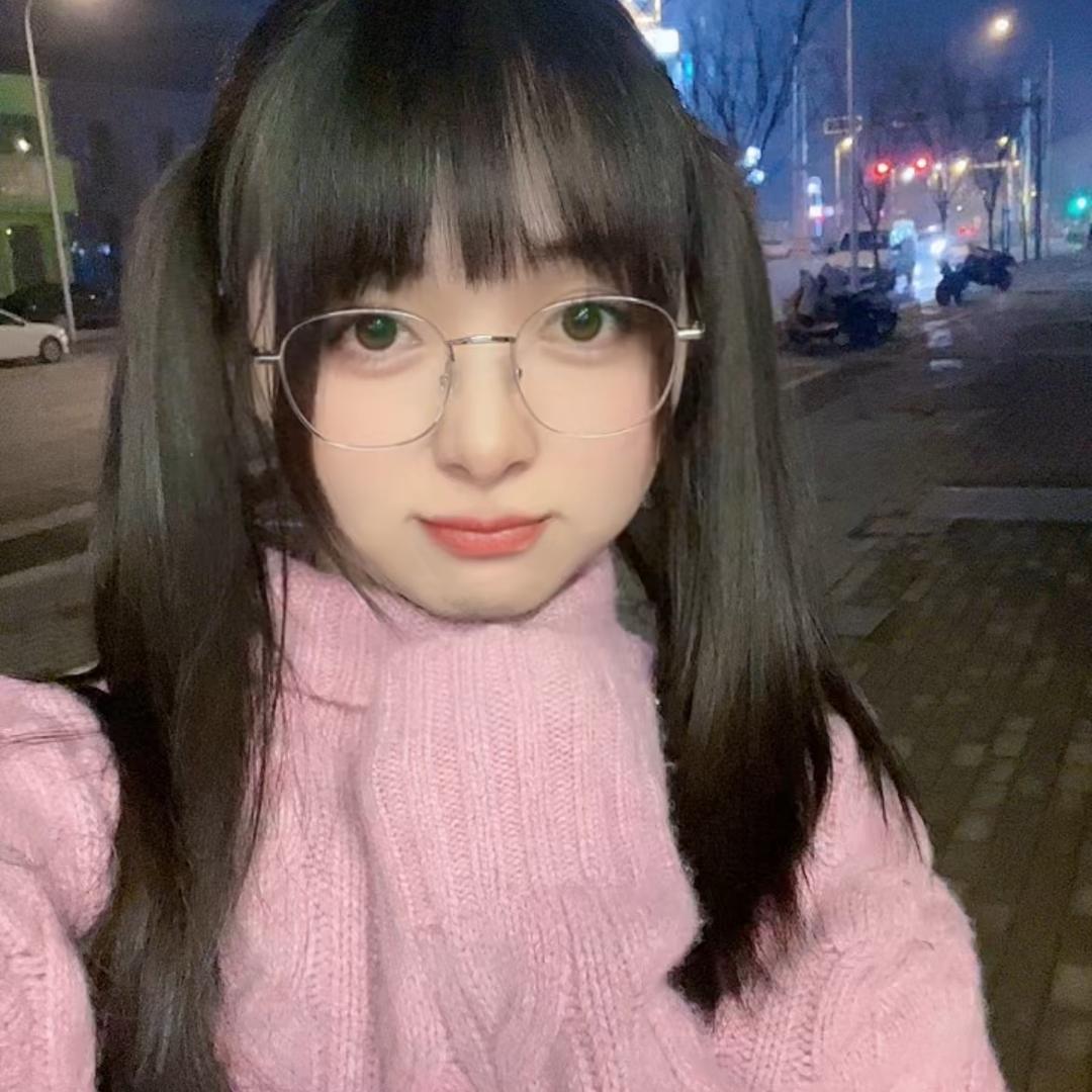 爱喝酒的青青吖～