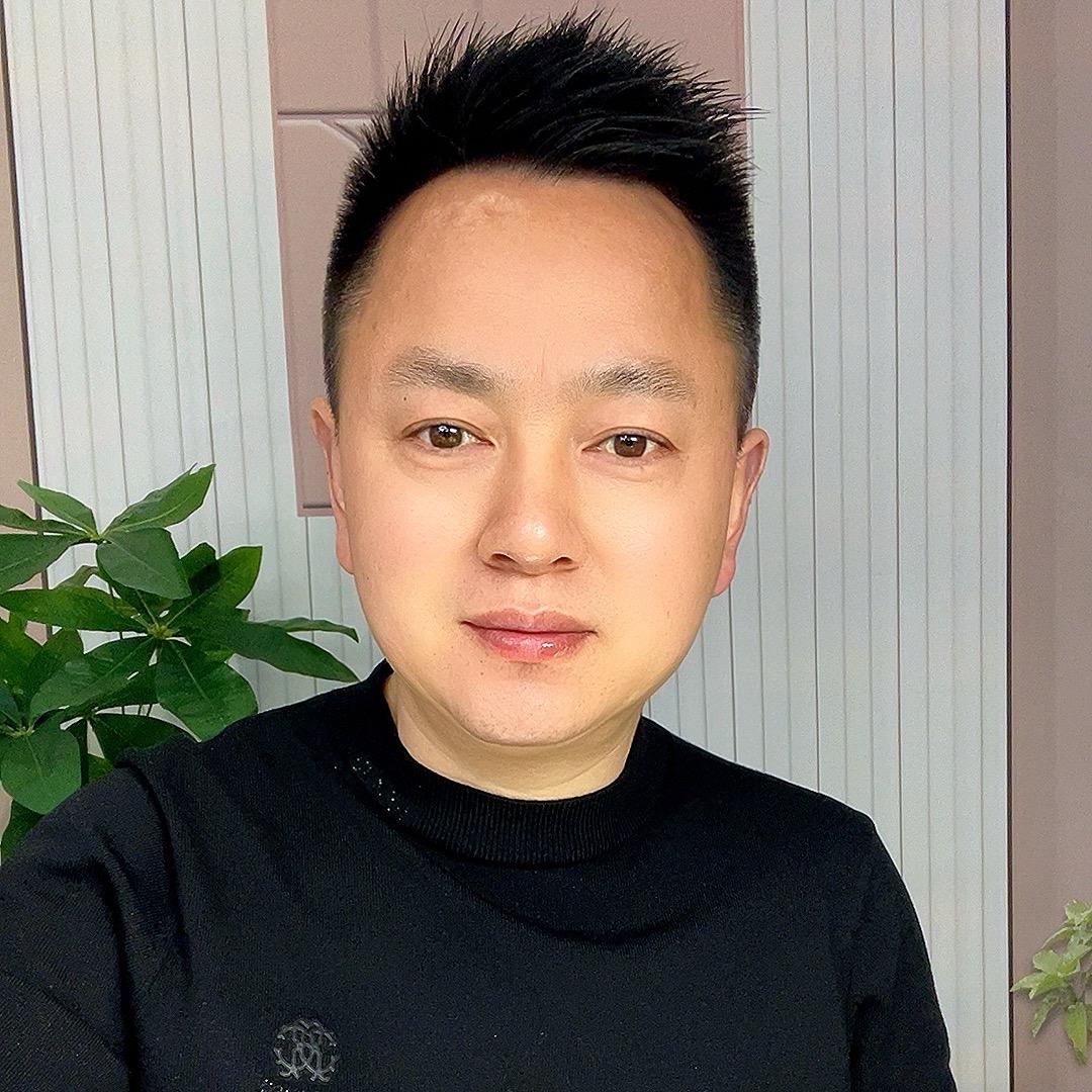 球球爱美食
